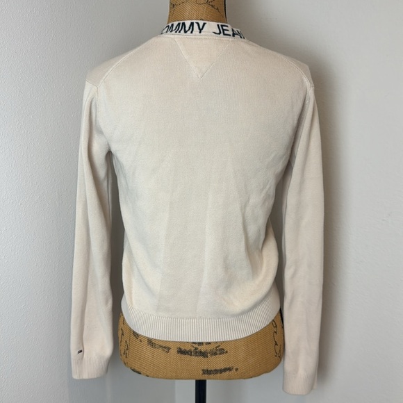 Tommy Jeans Hilfiger Beige Cardigan with Logo v neck button down XS women’s - Picture 4 of 5